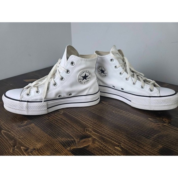 CONVERSE Chuck Taylor All Star Women's 8.5 Lift Platform Leather High-Top Shoes - Picture 2 of 16
